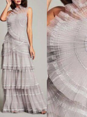 NWT Tadashi Shoji Steph Tulle Pleated Gown Dress Dove Grey Size 00